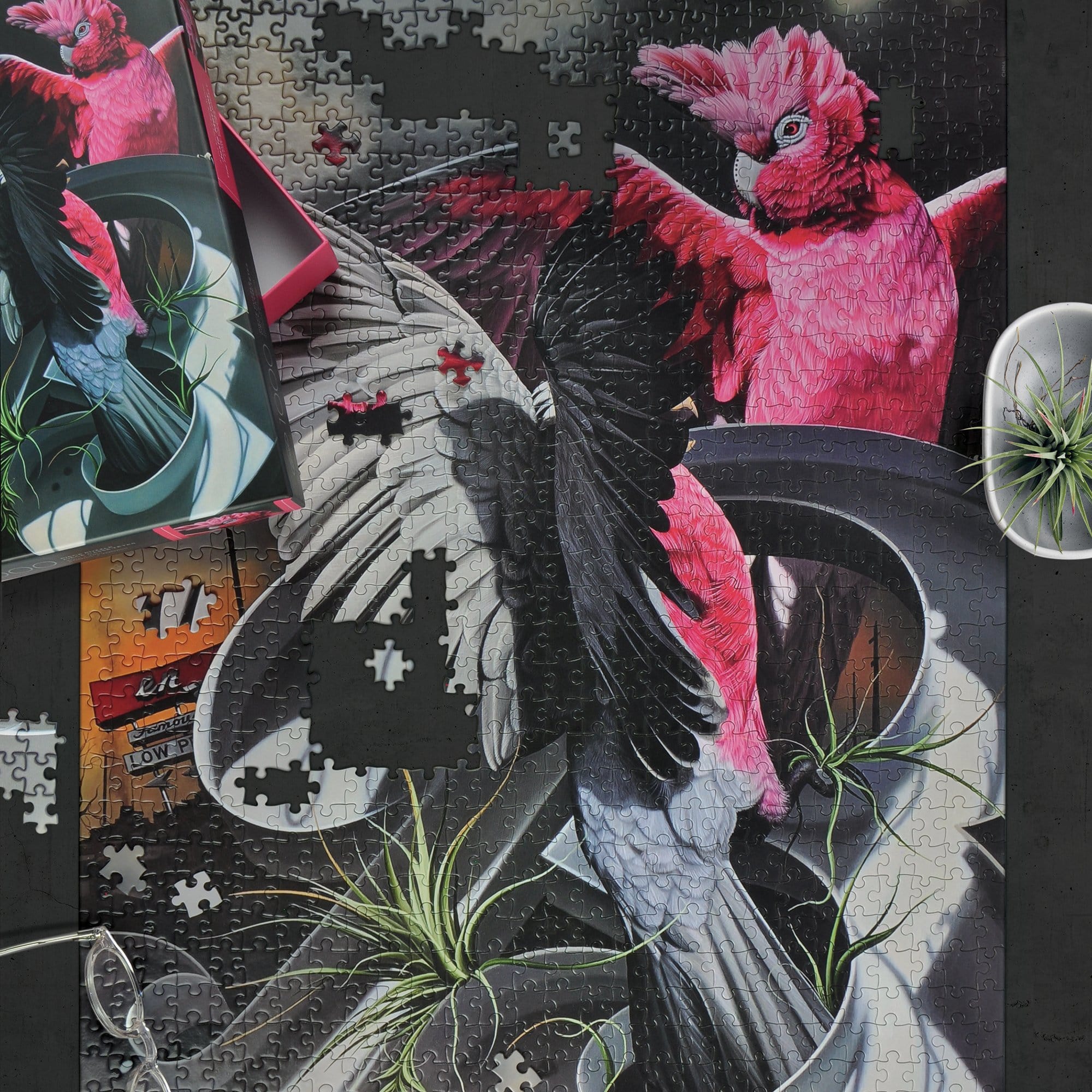 1000 PIECE PUZZLE: THE HOME OF FAMOUSLY LOW PRICES